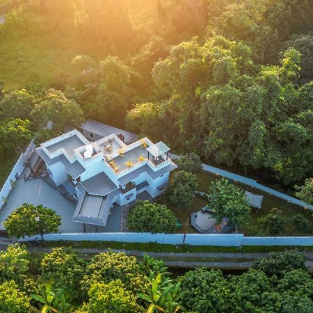 Villa Sierra Sky - Exquisite Elegant 4 Bedroom Villa Дехрадун Экстерьер фото