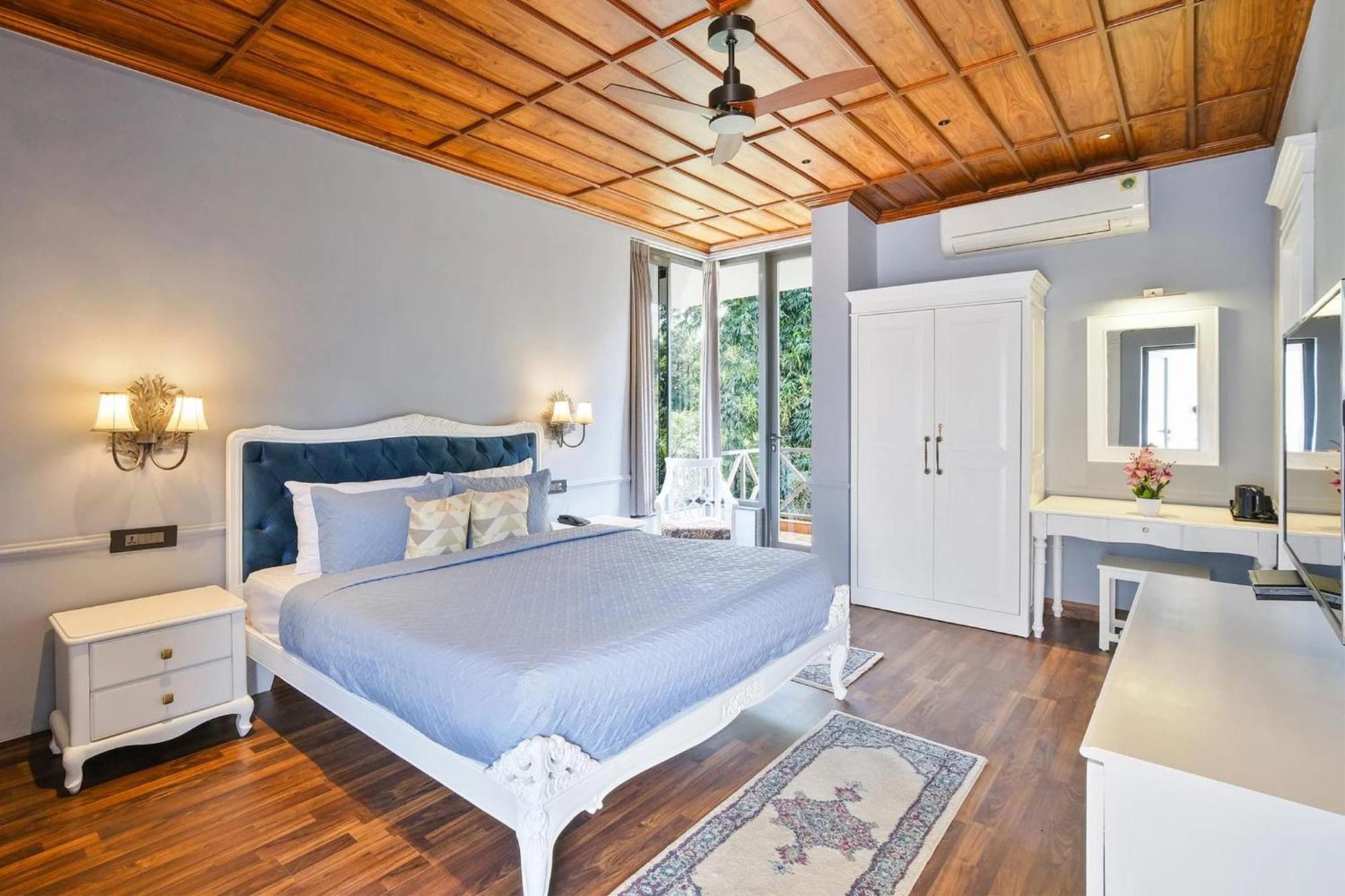 Villa Sierra Sky - Exquisite Elegant 4 Bedroom Villa Дехрадун Экстерьер фото