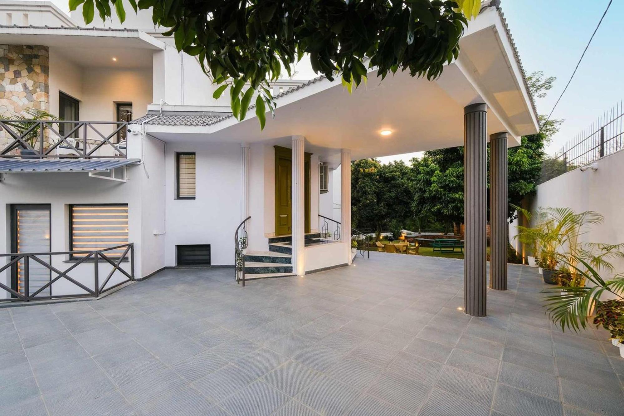Villa Sierra Sky - Exquisite Elegant 4 Bedroom Villa Дехрадун Экстерьер фото